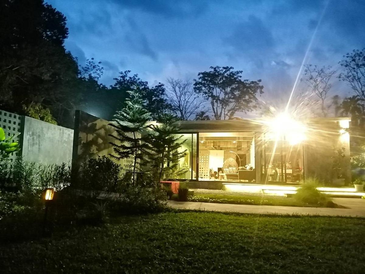 The Box Promkiri Nakhon Si Thammarat Exterior foto